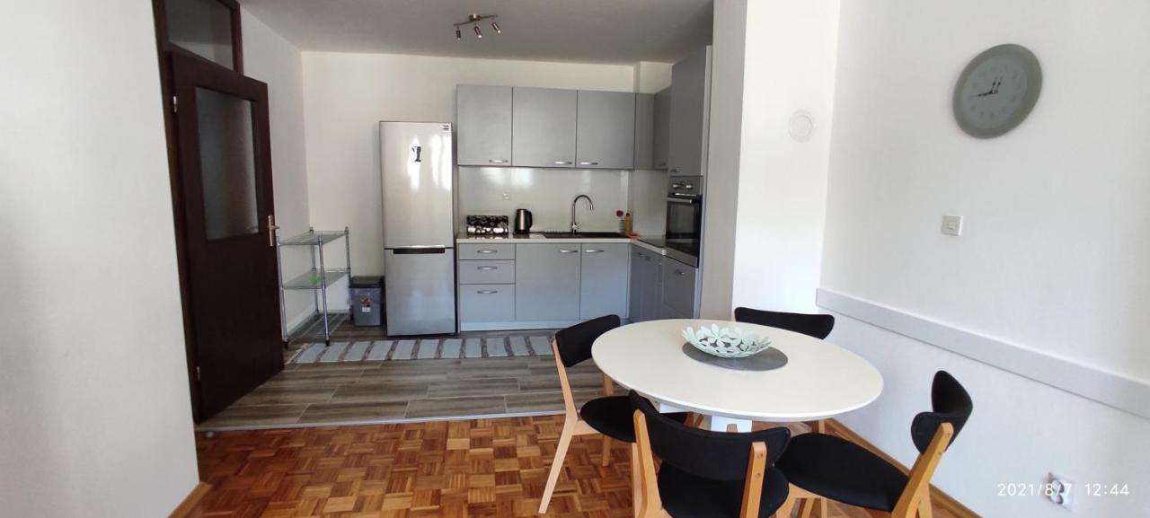 Apartment Emina Travnik Eksteriør billede